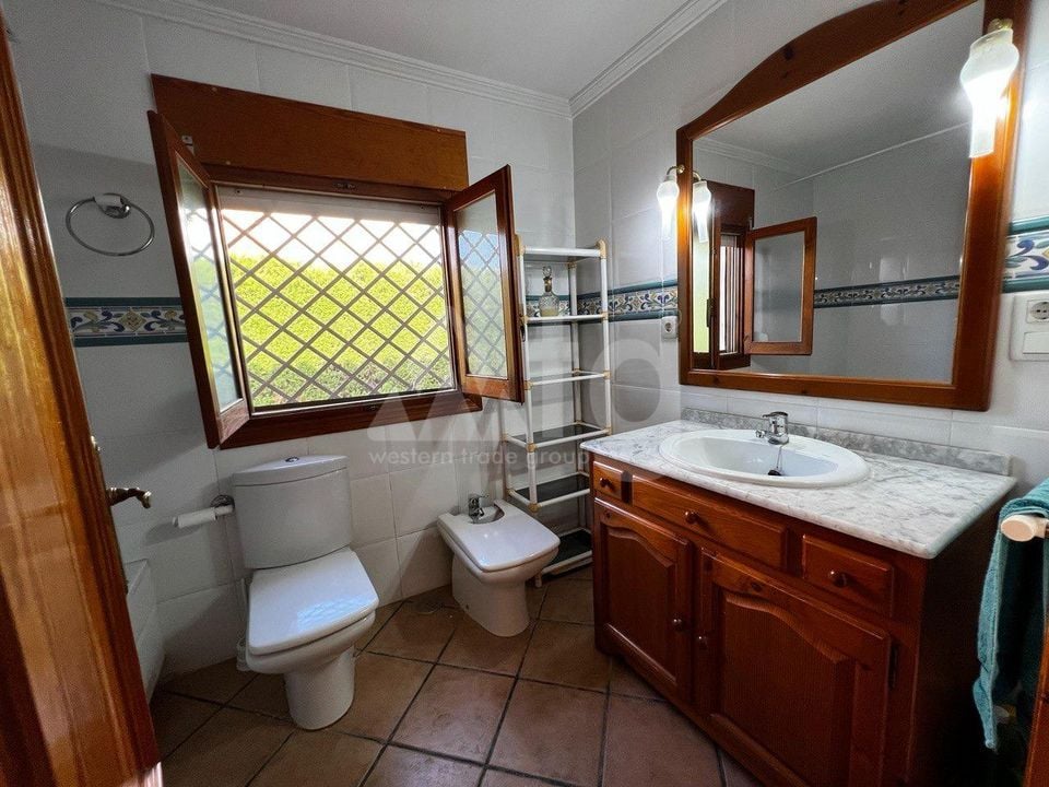 4 Schlafzimmer Villa in San Vicente del Raspeig - AG150883 - Foto - 19