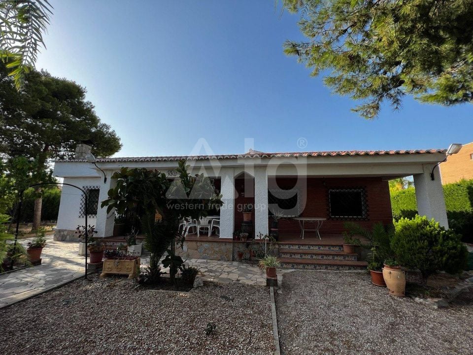 4 Schlafzimmer Villa in San Vicente del Raspeig - AG150883 - Foto - 3