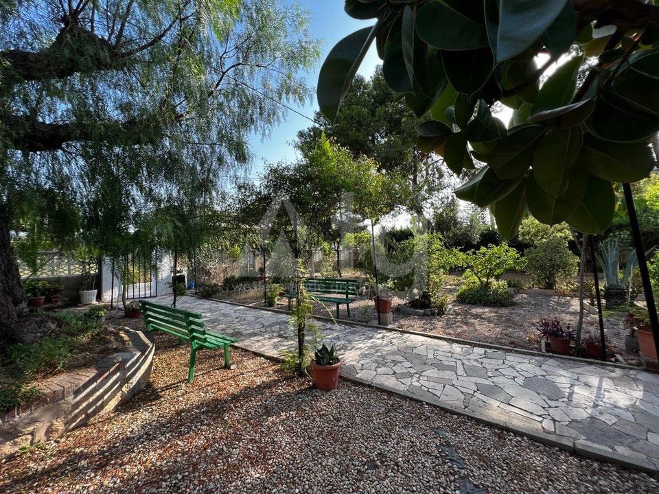 4 Schlafzimmer Villa in San Vicente del Raspeig - AG150883 - Foto - 48