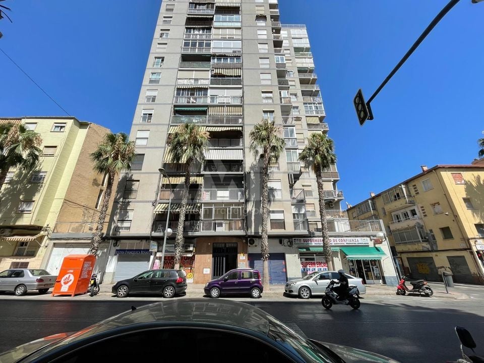 4 bedroom Apartment in Alicante - AG151026 - Photo - 1
