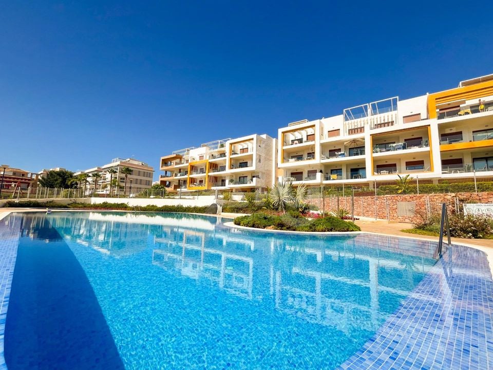 3 bedroom Apartment in Villamartin - AG151045 - Photo - 2