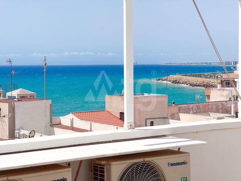 3 bedroom Penthouse in Torrevieja - AG151090 - Photo - 1