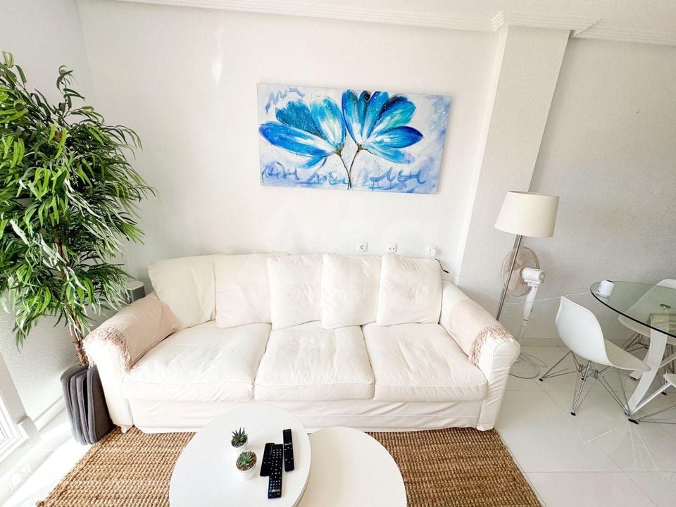 3 bedroom Penthouse in Torrevieja - AG151090 - Photo - 3