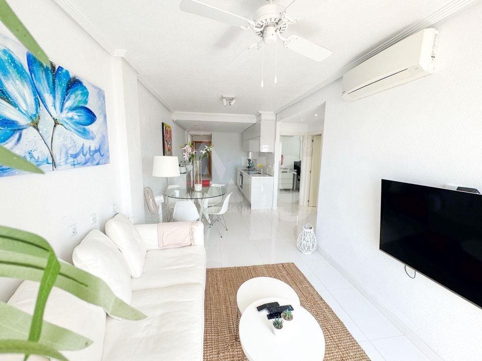 3 bedroom Penthouse in Torrevieja - AG151090 - Photo - 4