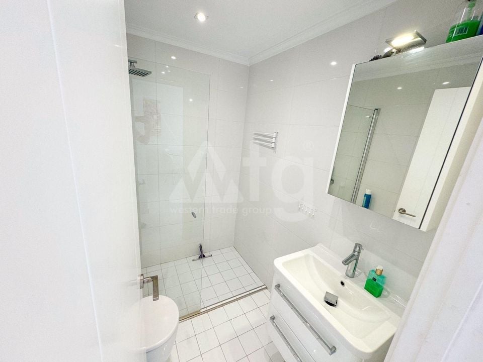 3 bedroom Penthouse in Torrevieja - AG151090 - Photo - 9