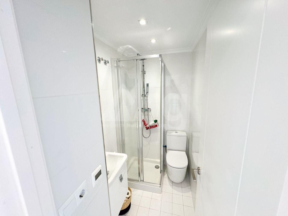 3 bedroom Penthouse in Torrevieja - AG151090 - Photo - 11