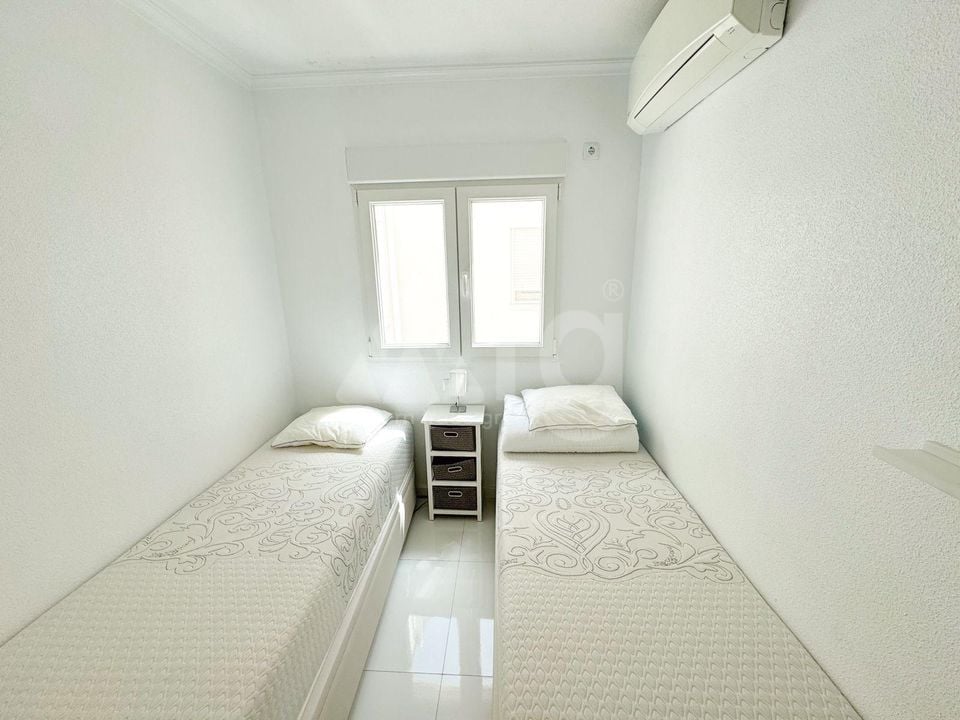 3 bedroom Penthouse in Torrevieja - AG151090 - Photo - 12