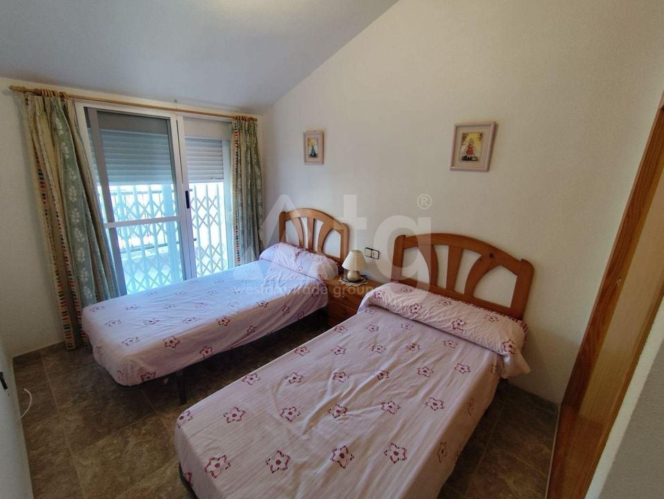 Villa de 3 habitaciones en Los Alcázares - AG151159 - Foto - 11