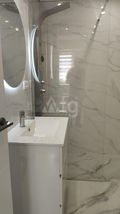 2 Schlafzimmer Appartement in Benidorm - AG151170 - Foto - 13