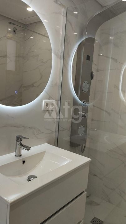 2 Schlafzimmer Appartement in Benidorm - AG151170 - Foto - 14