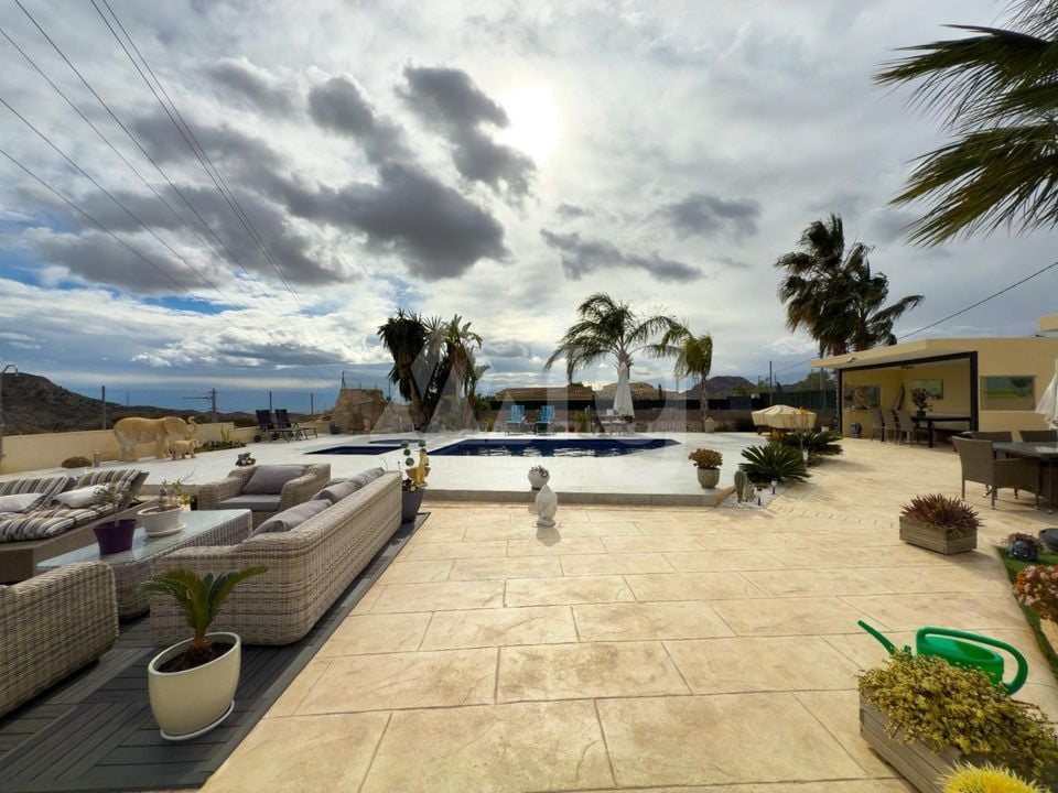 5 bedroom Villa in Jijona / Xixona - AG151183 - Photo - 8