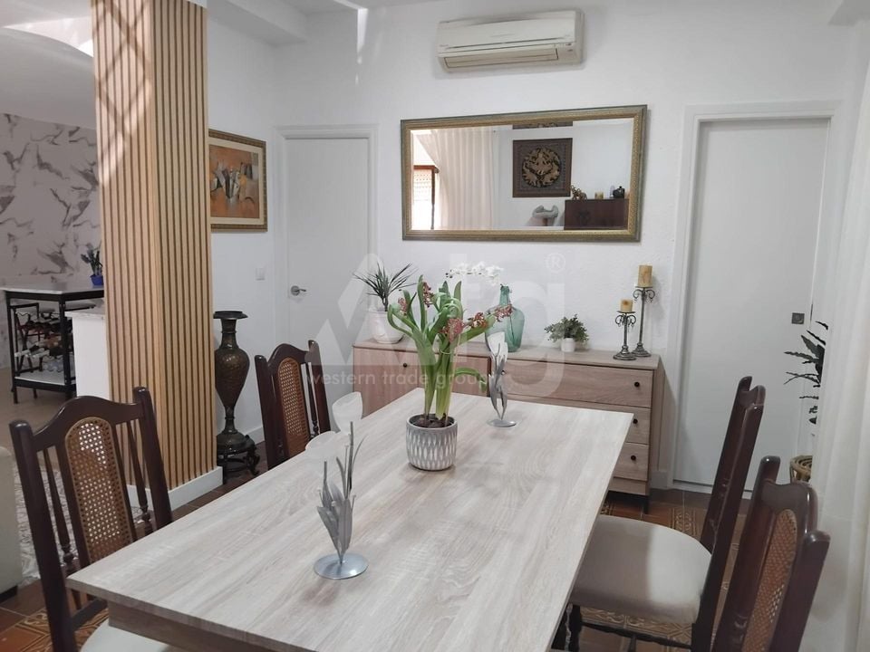2 bedroom Apartment in Villajoyosa - AG151208 - Photo - 2