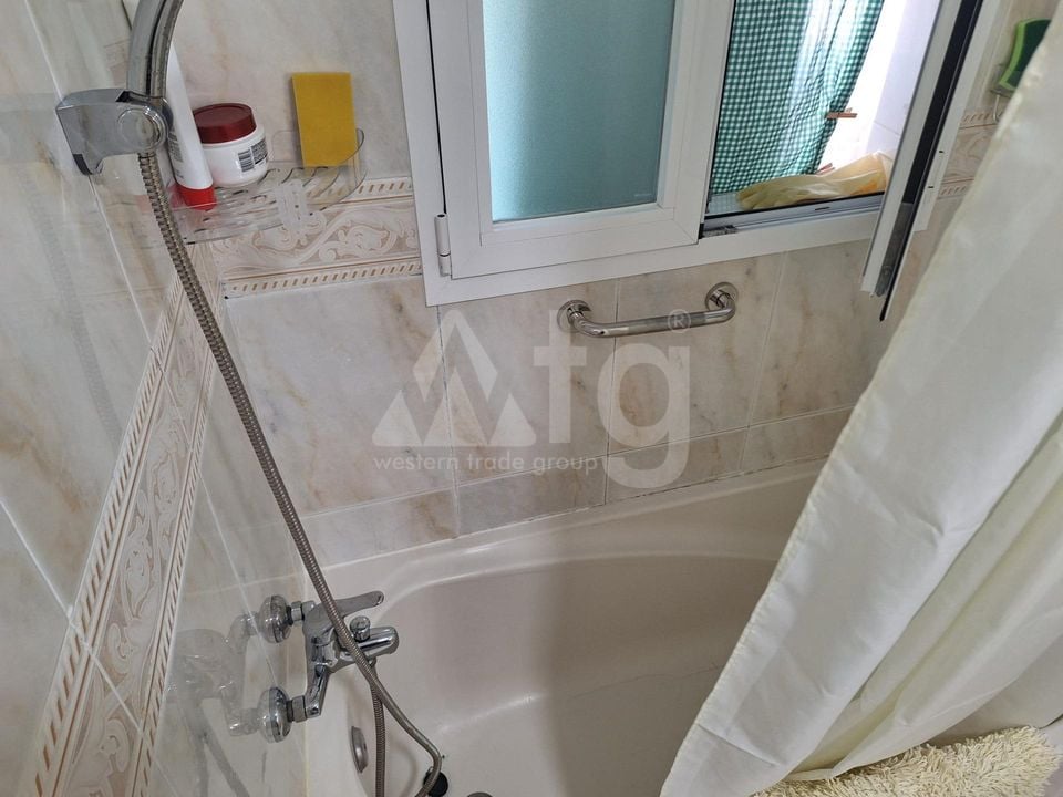 4 bedroom Apartment in Alicante - AG151211 - Photo - 19