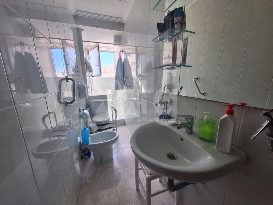 4 bedroom Apartment in Alicante - AG151211 - Photo - 21
