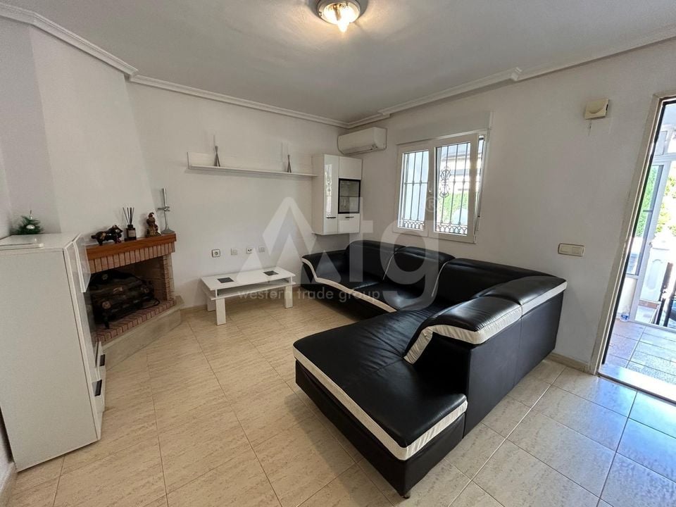 2 bedroom Townhouse in Torrevieja - AG151265 - Photo - 3
