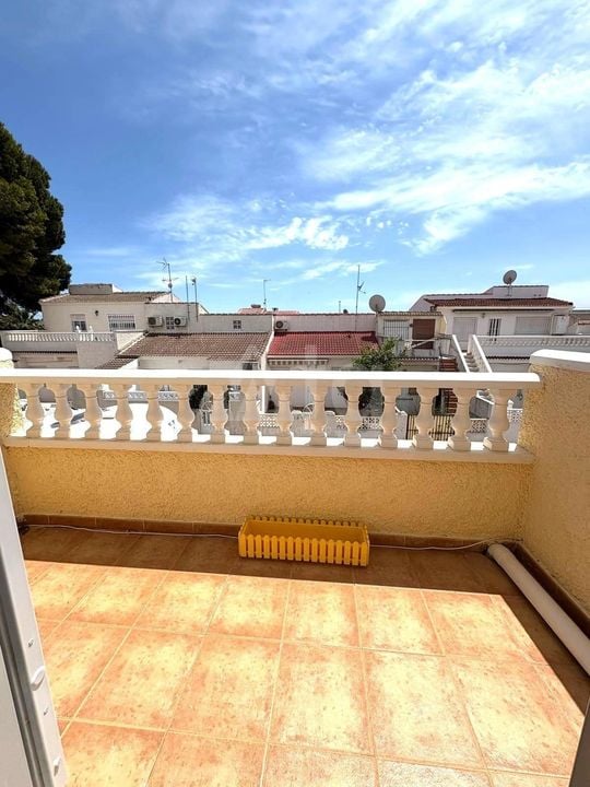 Adosado de 2 habitaciones en Torrevieja - AG151303 - Foto - 18