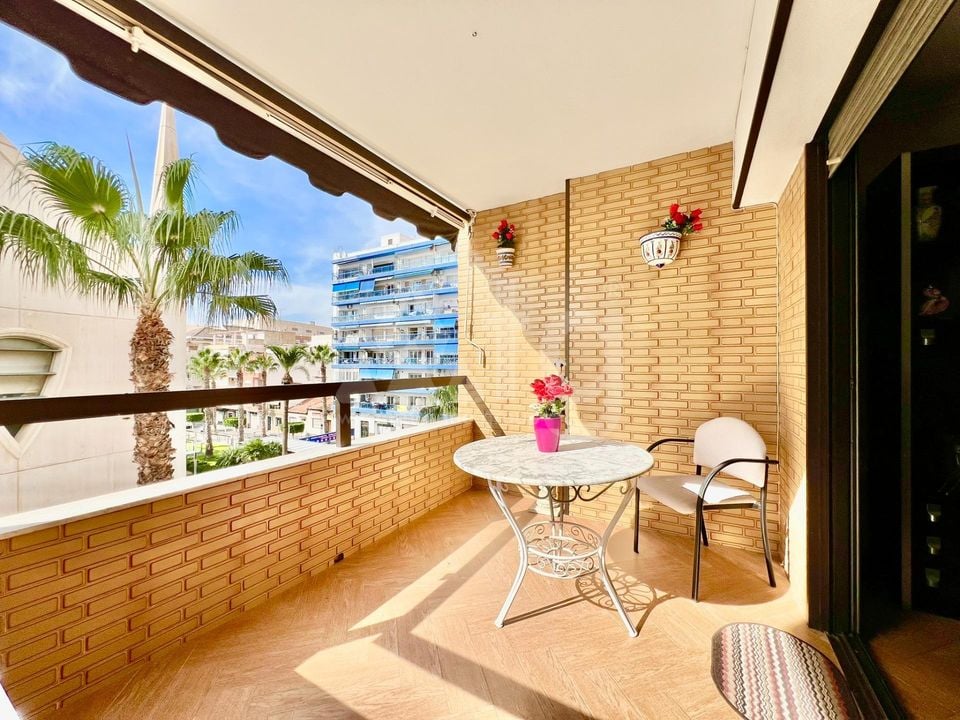 Appartement in Torrevieja, 3 slaapkamers  - AG151474 - Foto - 11