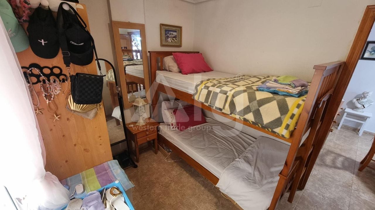Apartamento de 2 habitaciones en Torrevieja - AG151491 - Foto - 12