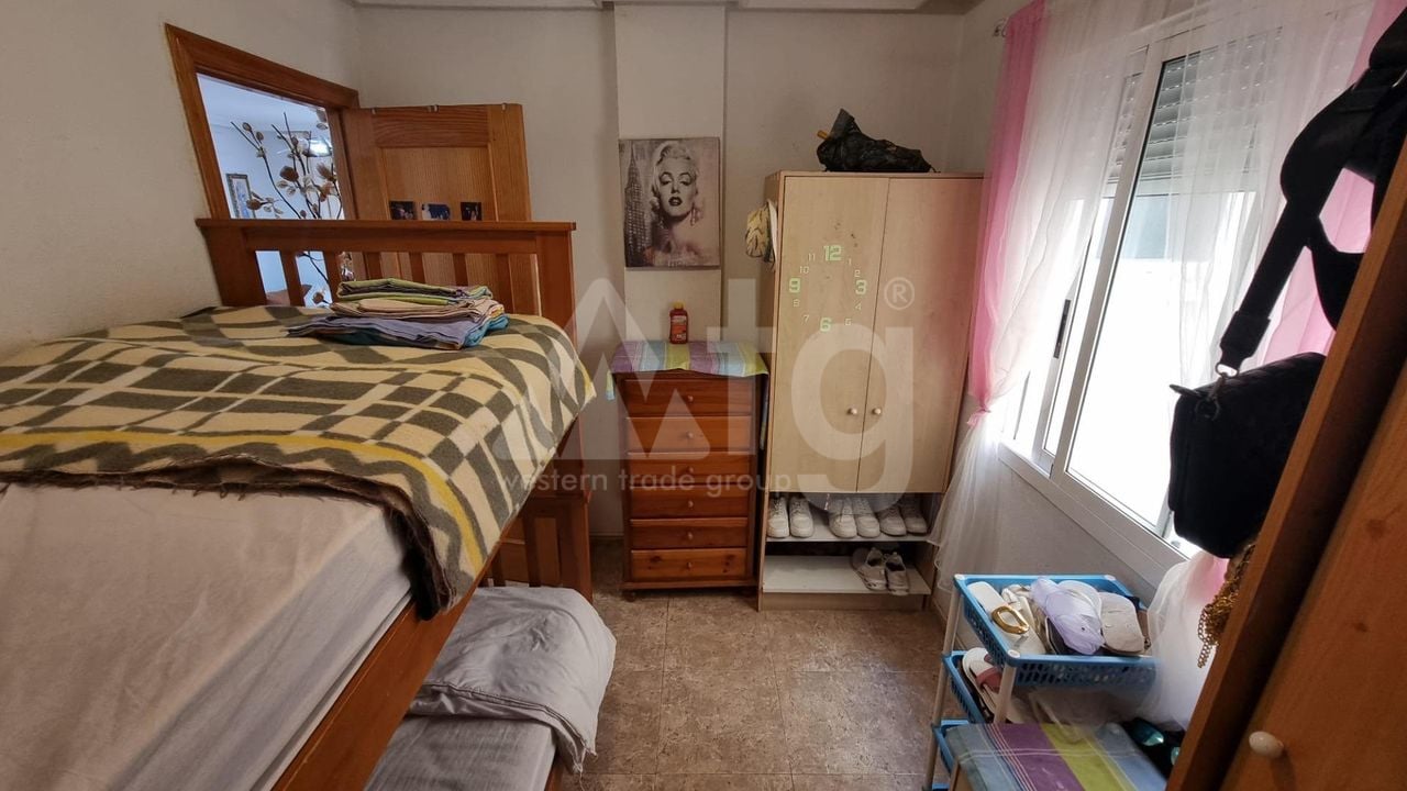 Apartamento de 2 habitaciones en Torrevieja - AG151491 - Foto - 11