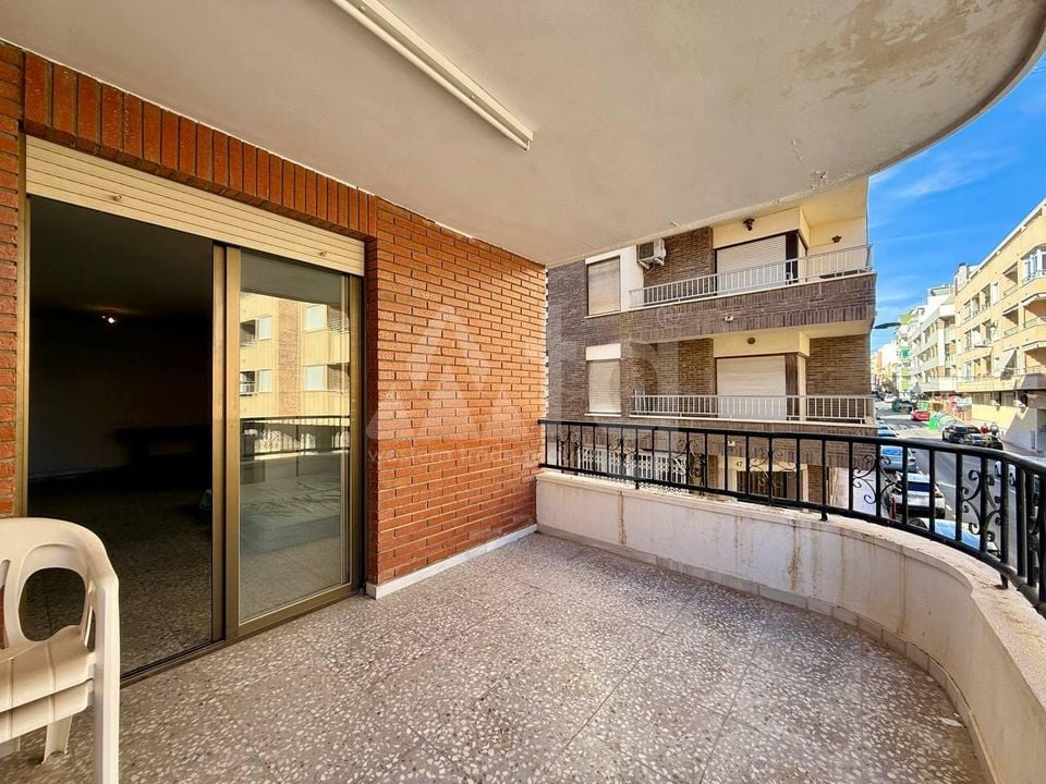 Apartamento de 3 habitaciones en Torrevieja - AG151522 - Foto - 25