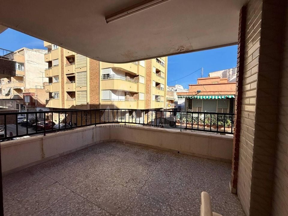 Apartamento de 3 habitaciones en Torrevieja - AG151522 - Foto - 28
