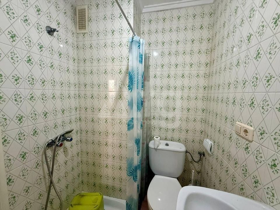 Apartamento de 3 habitaciones en Torrevieja - AG151522 - Foto - 23