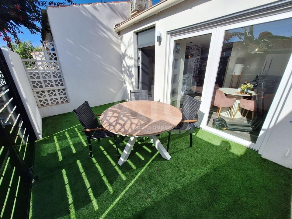 Appartement de 1 chambre à Torrevieja - AG151540 - Photo - 1