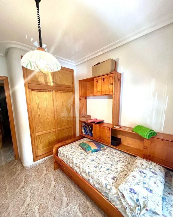 Apartamento de 3 habitaciones en Torrevieja - AG151551 - Foto - 7