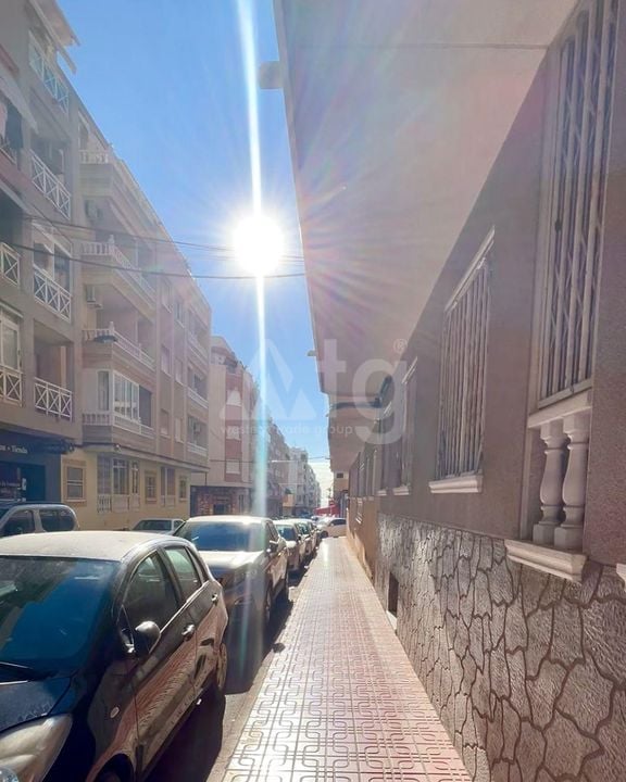 Apartamento de 3 habitaciones en Torrevieja - AG151551 - Foto - 12