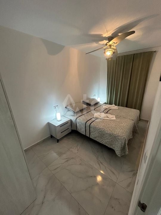 Apartamento de 3 habitaciones en Torrevieja - AG151567 - Foto - 13