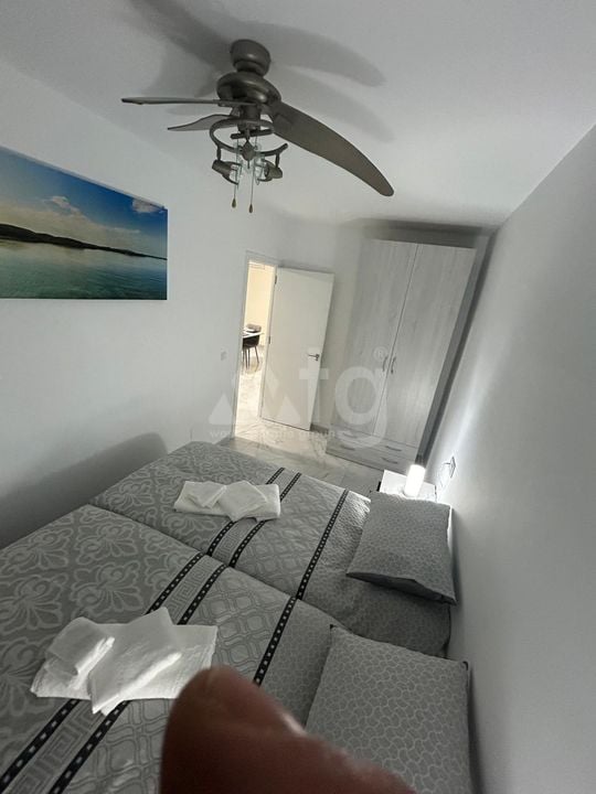 Apartamento de 3 habitaciones en Torrevieja - AG151567 - Foto - 14