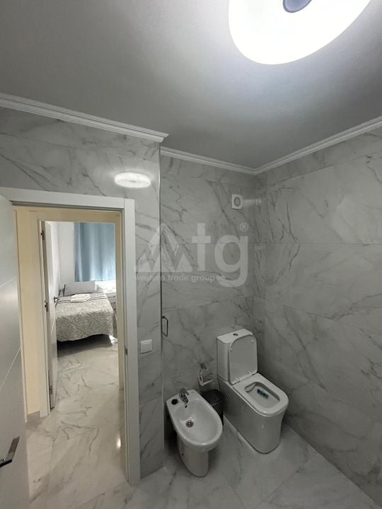 Apartamento de 3 habitaciones en Torrevieja - AG151567 - Foto - 20
