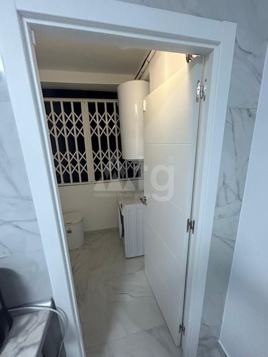 Apartamento de 3 habitaciones en Torrevieja - AG151567 - Foto - 7