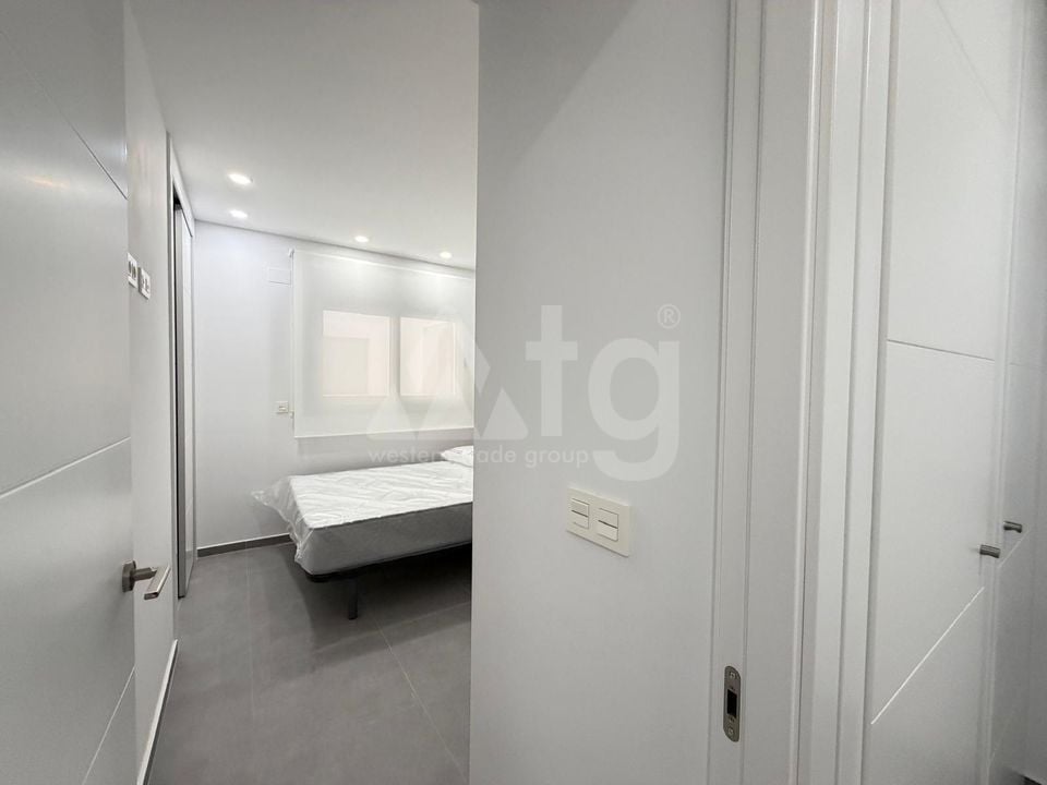 Apartamento de 3 habitaciones en Torrevieja - AG151591 - Foto - 23