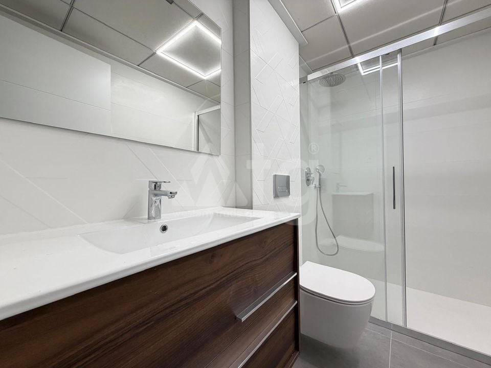 Apartamento de 3 habitaciones en Torrevieja - AG151591 - Foto - 32