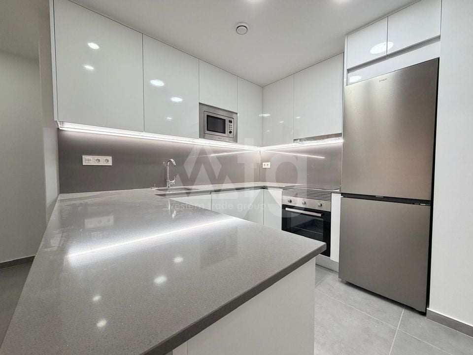 Apartamento de 3 habitaciones en Torrevieja - AG151591 - Foto - 8