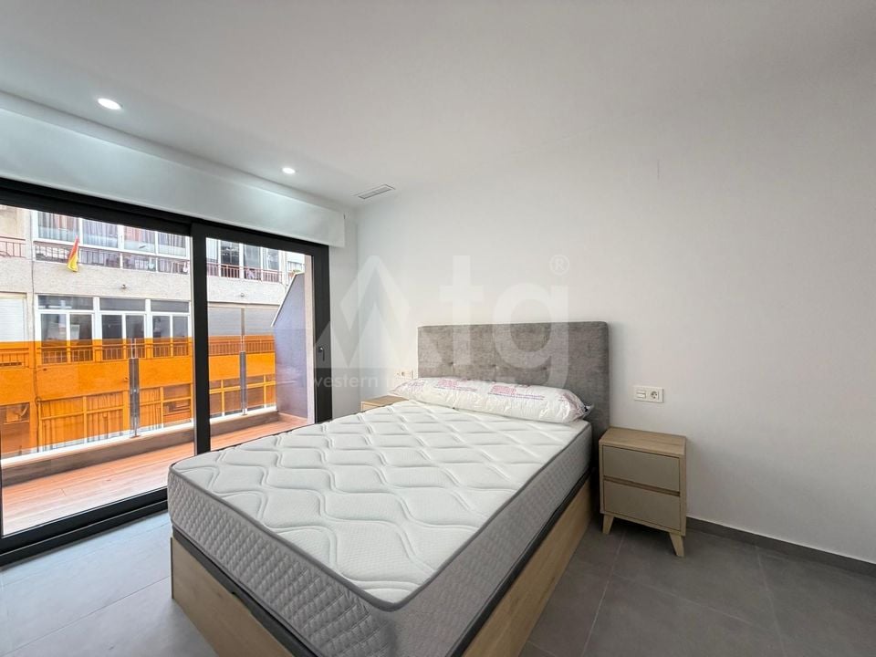 Apartamento de 3 habitaciones en Torrevieja - AG151591 - Foto - 14