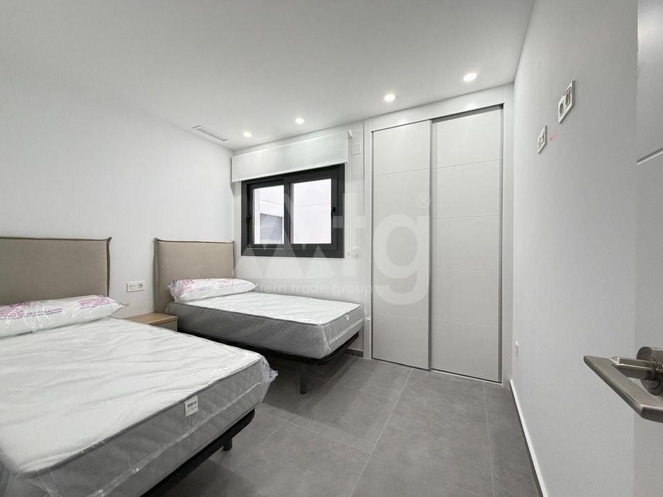 Apartamento de 3 habitaciones en Torrevieja - AG151591 - Foto - 24