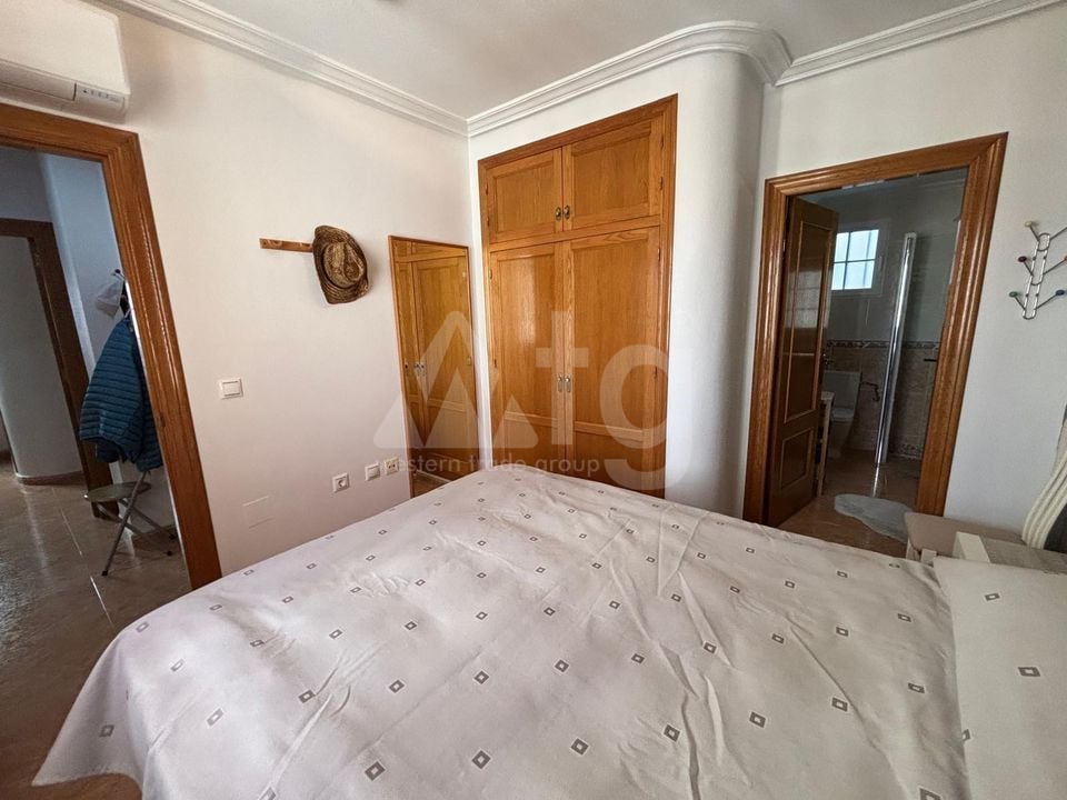 Appartement de 2 chambres à Torrevieja - AG151610 - Photo - 9