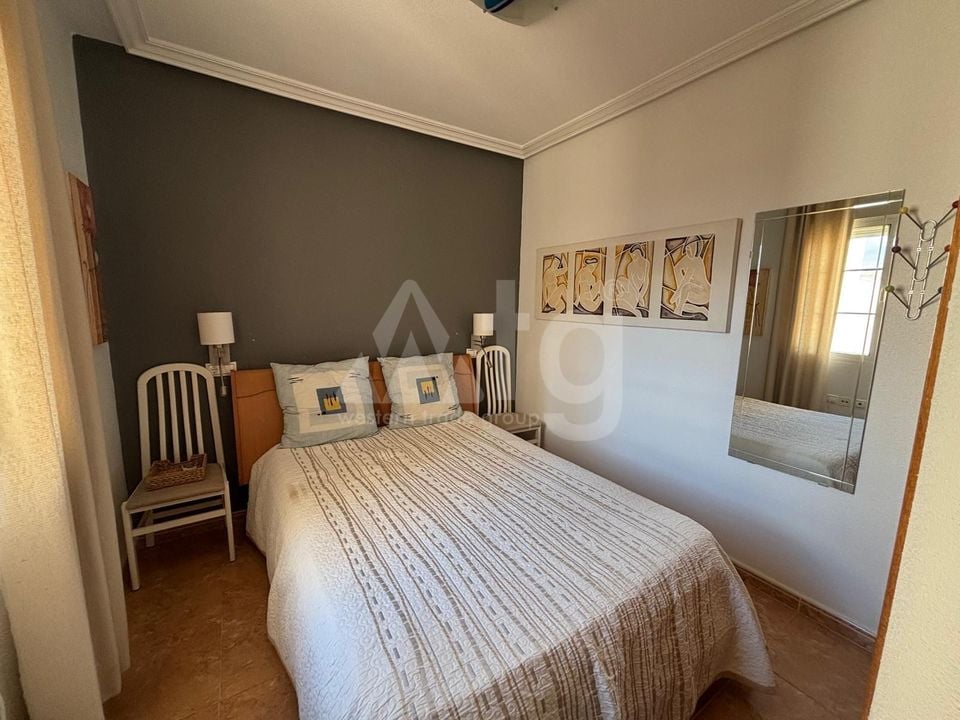 Appartement de 2 chambres à Torrevieja - AG151610 - Photo - 11