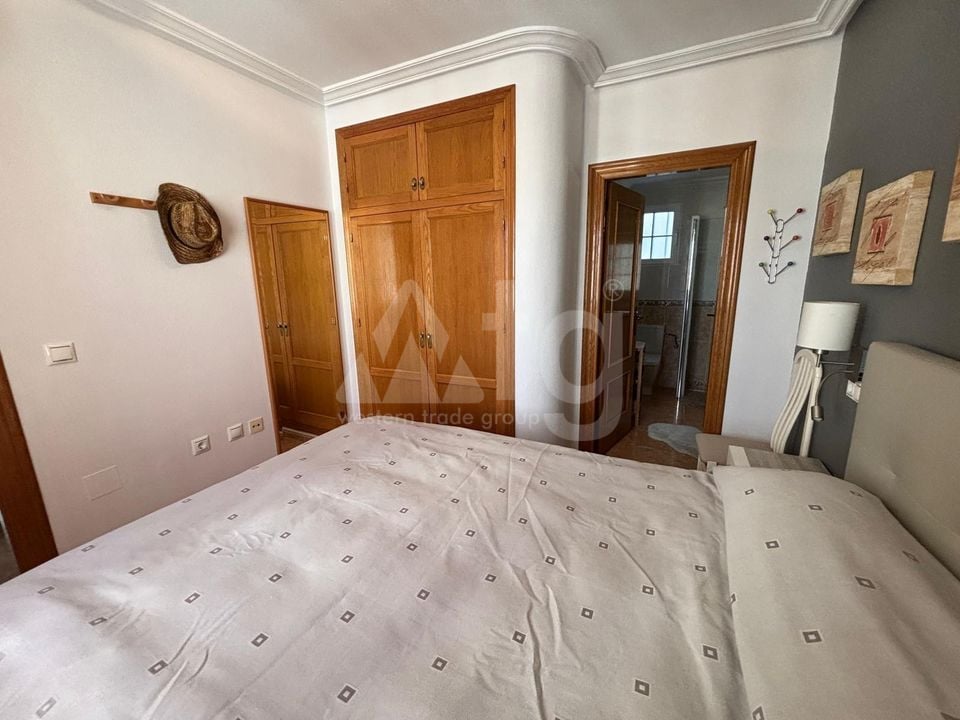 Appartement de 2 chambres à Torrevieja - AG151610 - Photo - 12