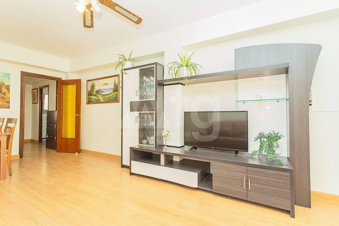 Appartement de 3 chambres à Torrevieja - AG151620 - Photo - 3