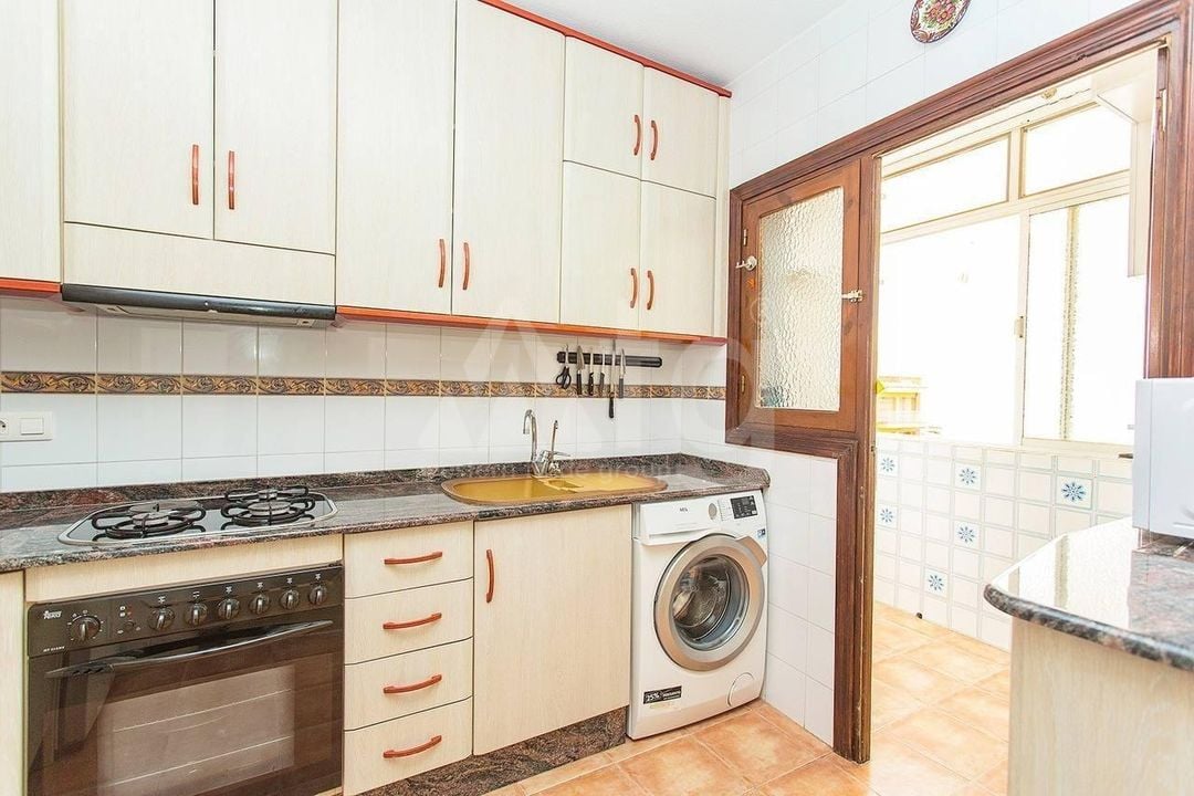 Appartement de 3 chambres à Torrevieja - AG151620 - Photo - 4