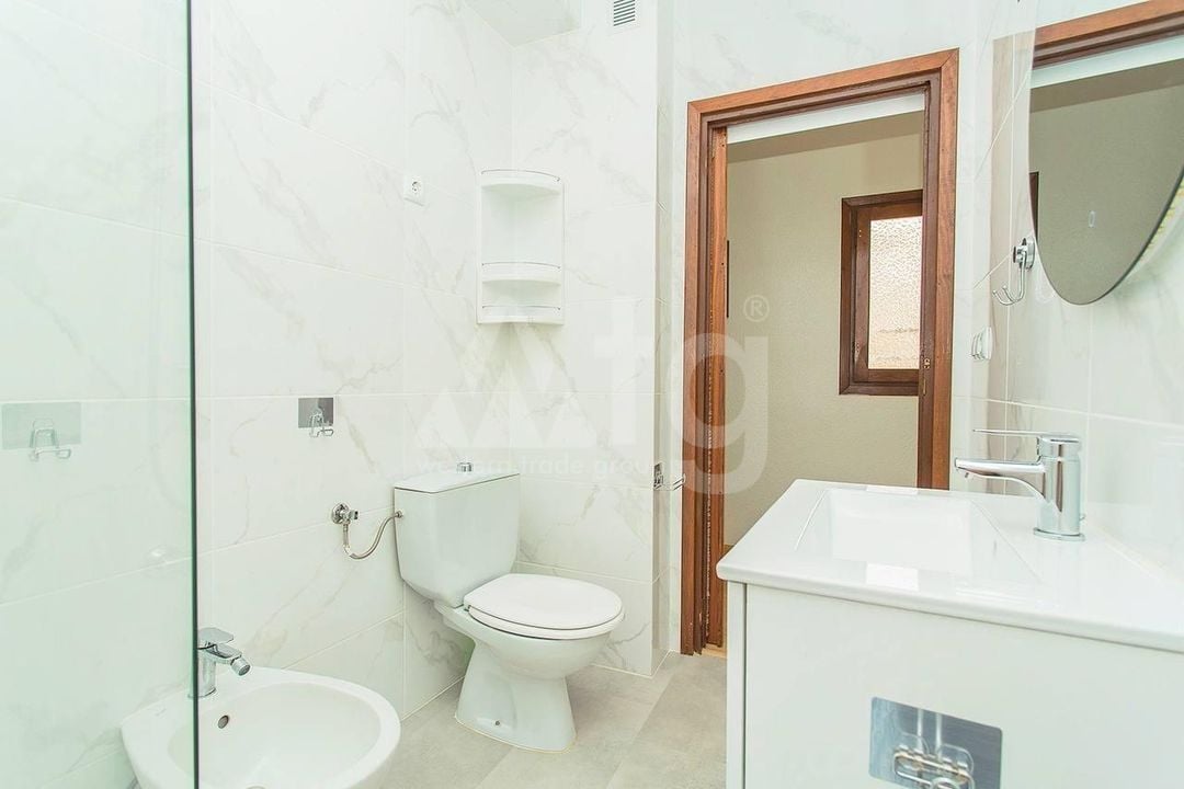 Appartement de 3 chambres à Torrevieja - AG151620 - Photo - 12