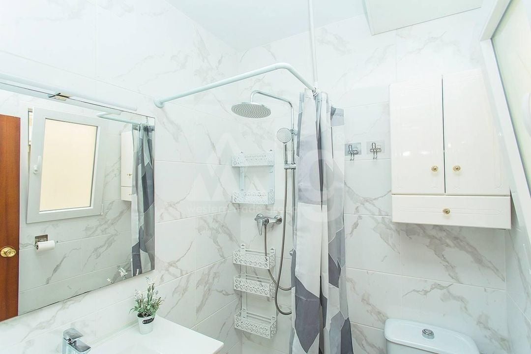 Appartement de 3 chambres à Torrevieja - AG151620 - Photo - 13
