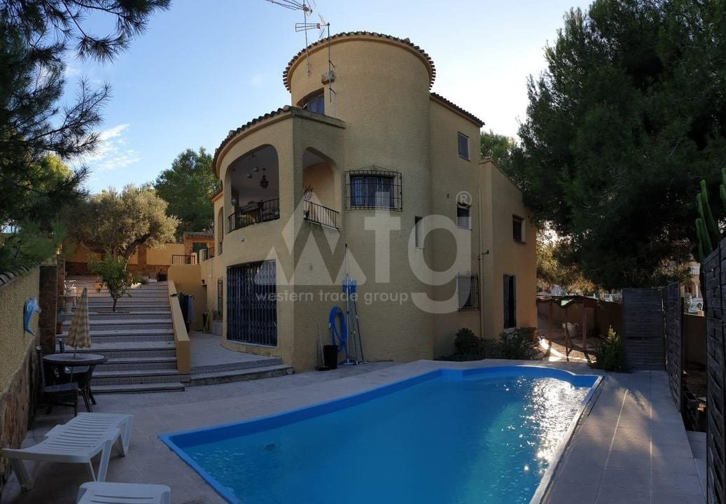 6 bedroom Villa in Orihuela Costa - AG151622 - Photo - 3