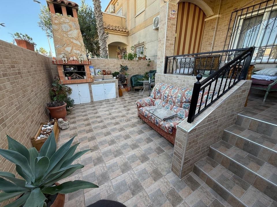 Townhouse de 2 chambres à Torrevieja - AG151623 - Photo - 3