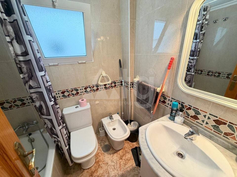 Appartement de 2 chambres à Torrevieja - AG151630 - Photo - 18