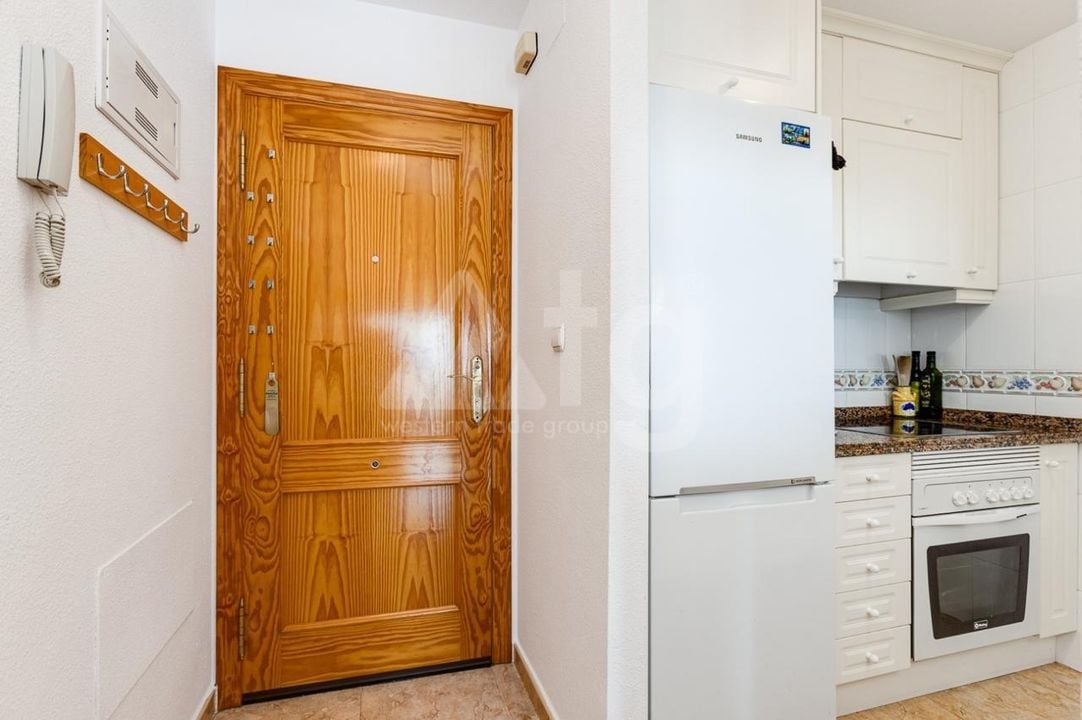 Appartement de 2 chambres à Torrevieja - AG151695 - Photo - 11