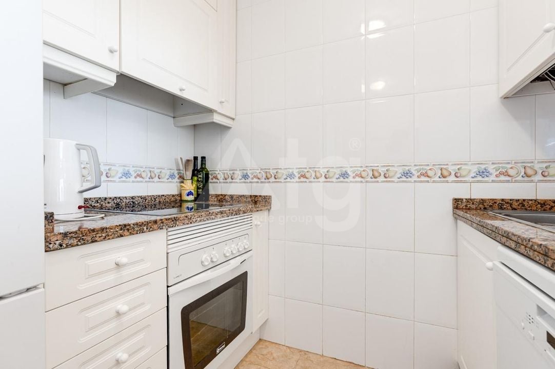 Appartement de 2 chambres à Torrevieja - AG151695 - Photo - 13